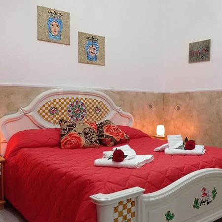 Mary Home - Casa Vacanza Taormina Buitenkant foto