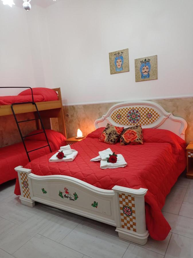 Mary Home - Casa Vacanza Taormina Buitenkant foto